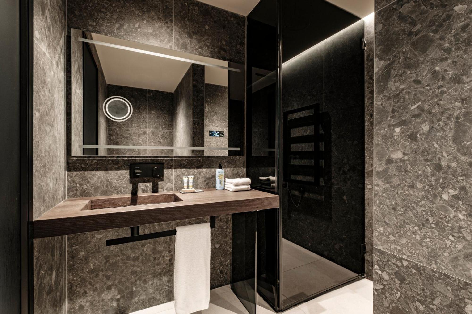Fitch Hotel سانت جوليان المظهر الخارجي الصورة
